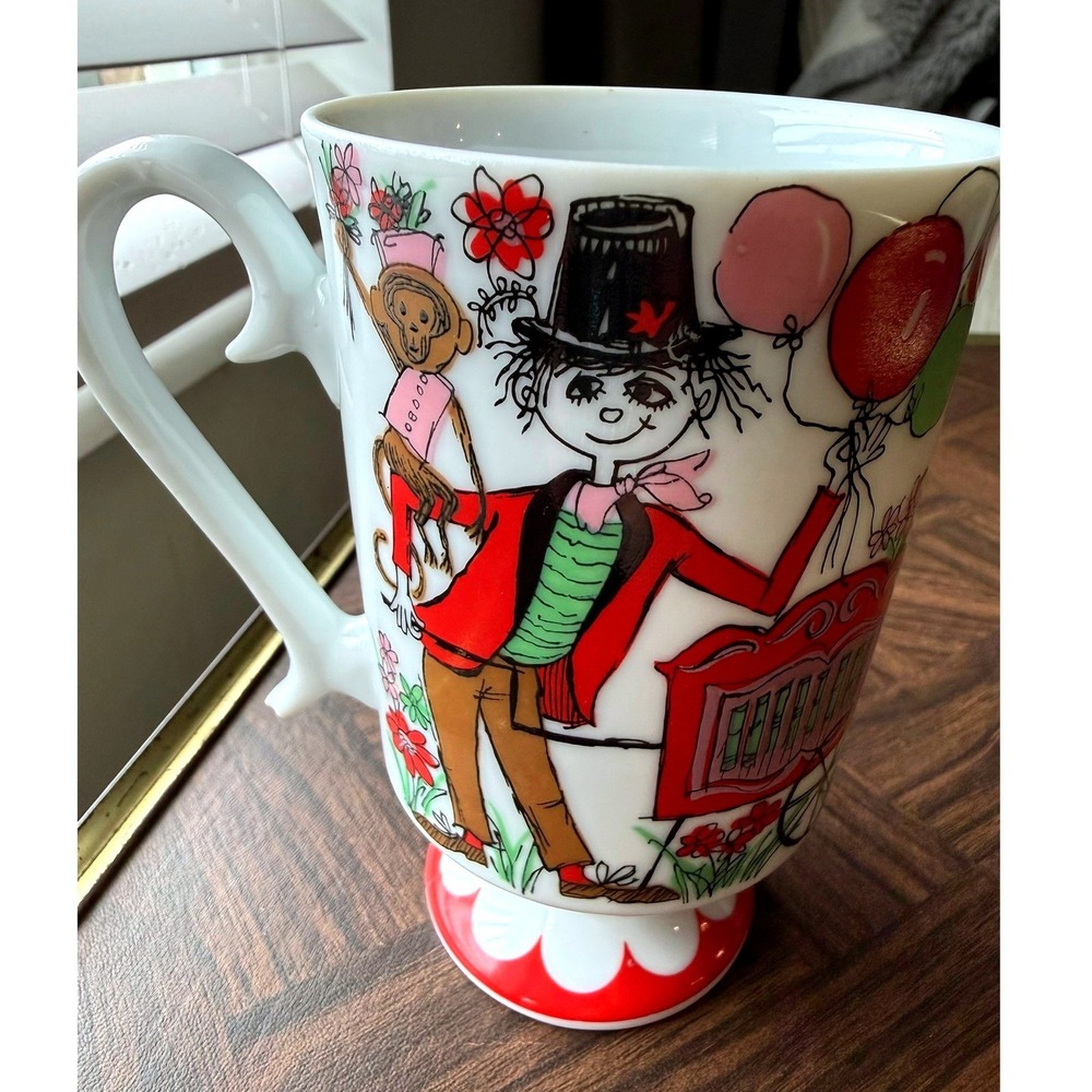 Royal Crown Arnart Smug Mugs O Solmio by Kathy K Vintage Pedestal Mug 3050